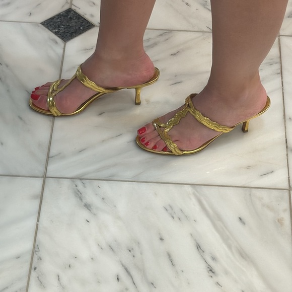 Prada Heels - Picture 10 of 10